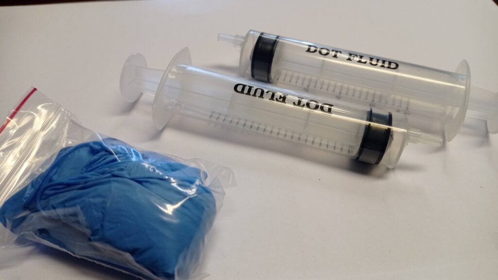 Avid-Levyjarrun Bleeding kit