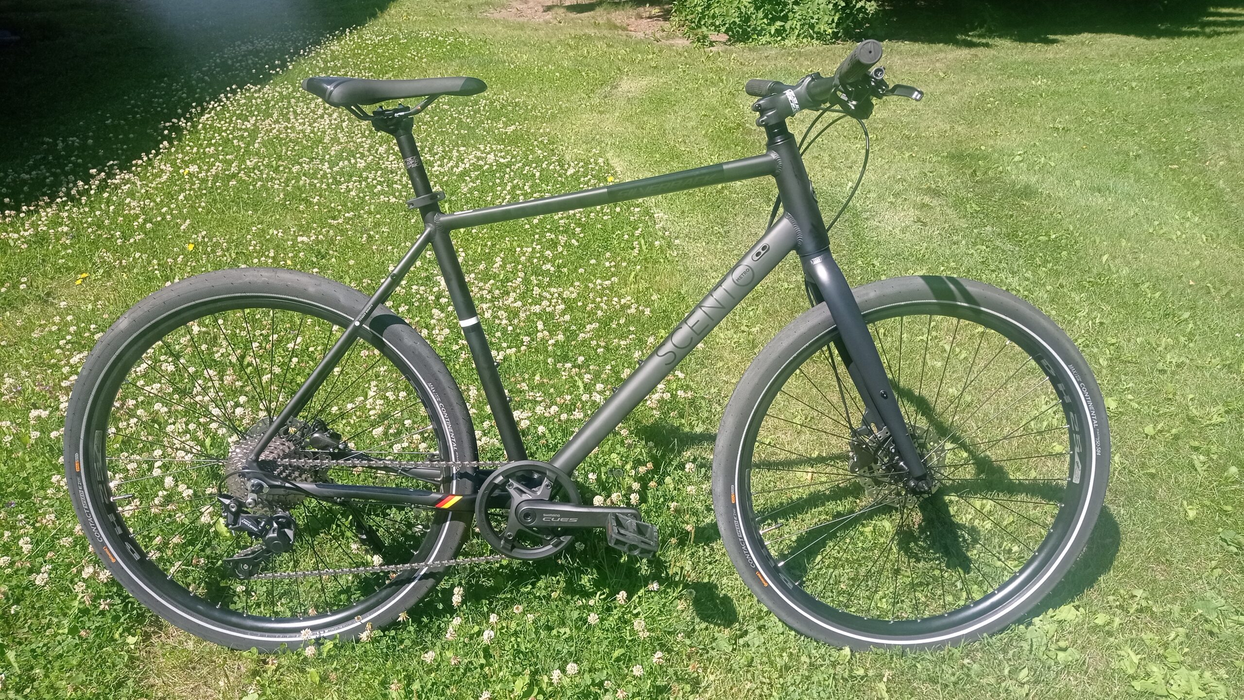 Silverback-Scento Metro 1 x 10s / 27.5" x 2.0" , 54cm/Large